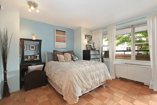 Sold by Corcoran | media 2