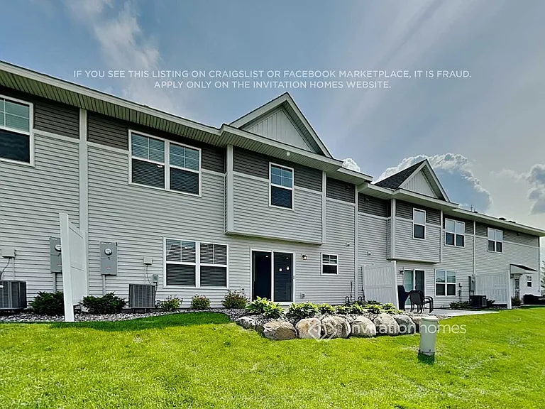 9654 Canter Ct — Photo 18