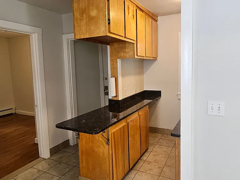 5 McFarland Court Worcester #1 — Photo 11