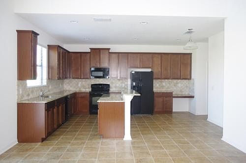 2nd image of 2971 Orange Haven Way