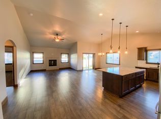 7779 N Hibiscus Ln, Coeur D Alene, ID 83815