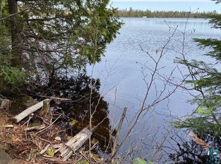 105 Red Leaf Ln, Hovland, MN 55606