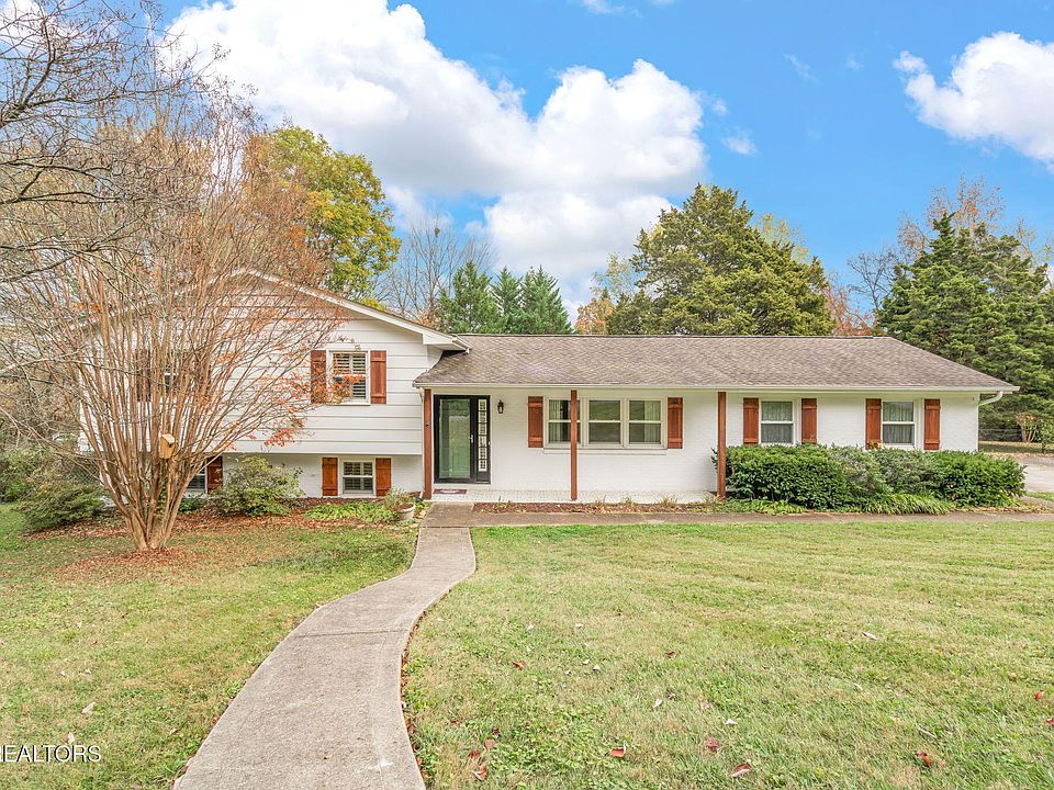 1st image of 7504 NW Deane Hill Dr