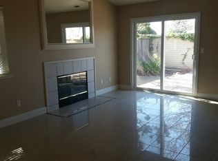 1070 Eagle Dr, Salinas, CA 93905