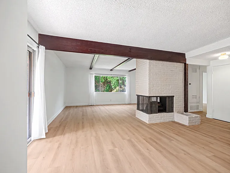 4413 Canoga Dr — Photo 13