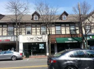 73 Middle Neck Rd, Great Neck, NY 11021