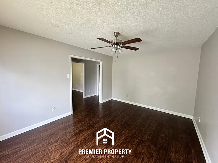 6310 Brightwood Dr — Photo 3