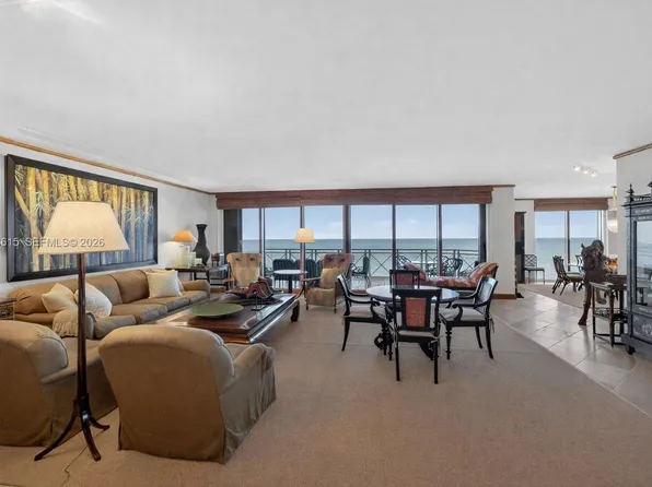 430 Grand Bay Dr APT 801, Key Biscayne, FL 33149