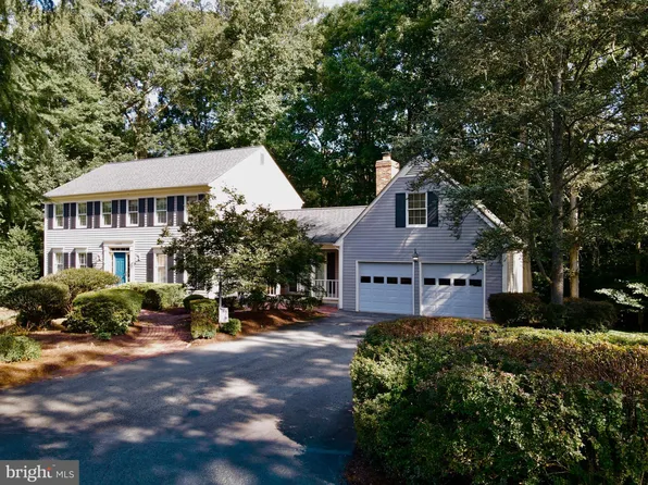 12498 Cavalier Dr, Woodbridge, VA 22192