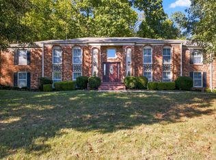 5424 Forest Acres Dr, Nashville, TN 37220
