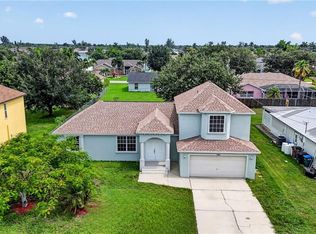 523 SE 25th Ln, Cape Coral, FL 33904