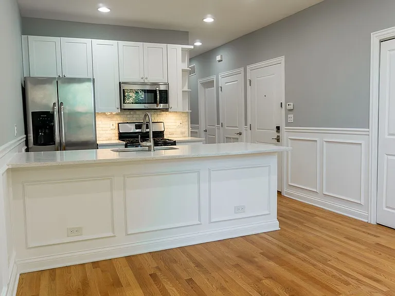 Arg Llc, 2908 N. Dawson Series — Photo 2