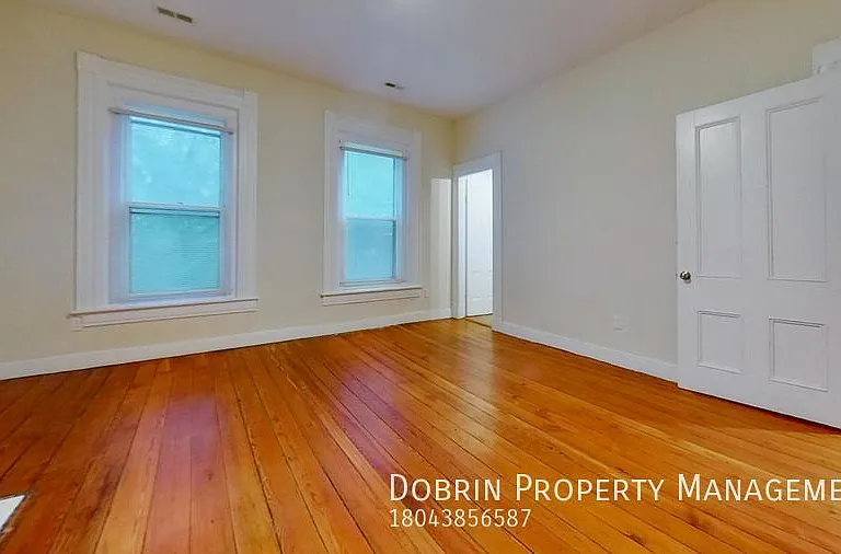 505 W Marshall St — Photo 7