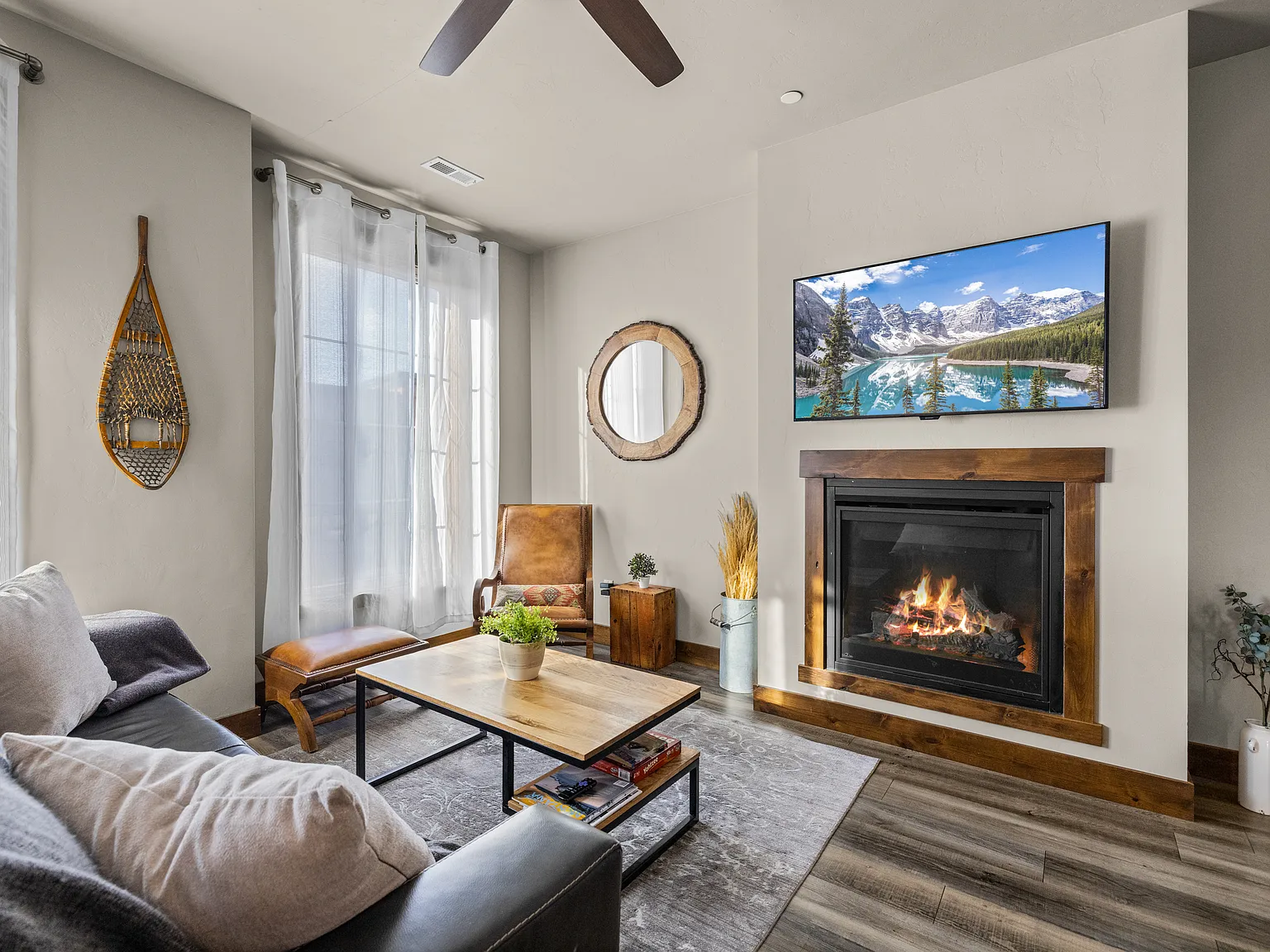 2 bed, 1241 sqft, $2,400 — Photo 1