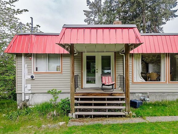 3rd image of 5197 Radcliffe Rd