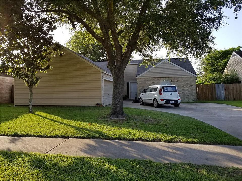 1st image of 3827 Manordale Dr