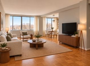 6621 Wakefield Dr APT 602, Alexandria, VA 22307