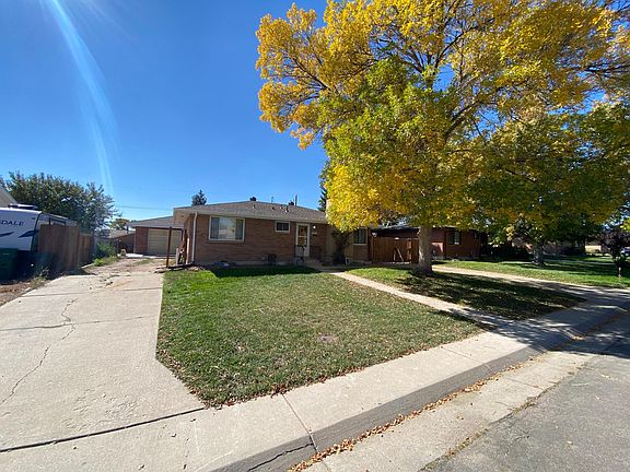 2nd image of 2570 Westchester Dr