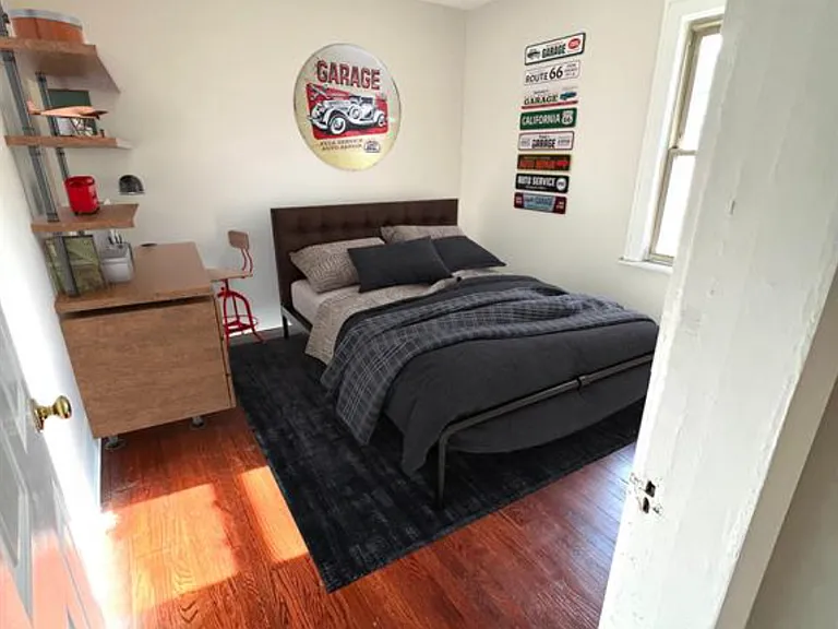 23231 Park St — Photo 10
