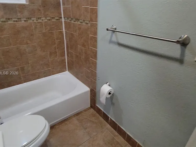 1115 SW 25th Ave #B — Photo 18