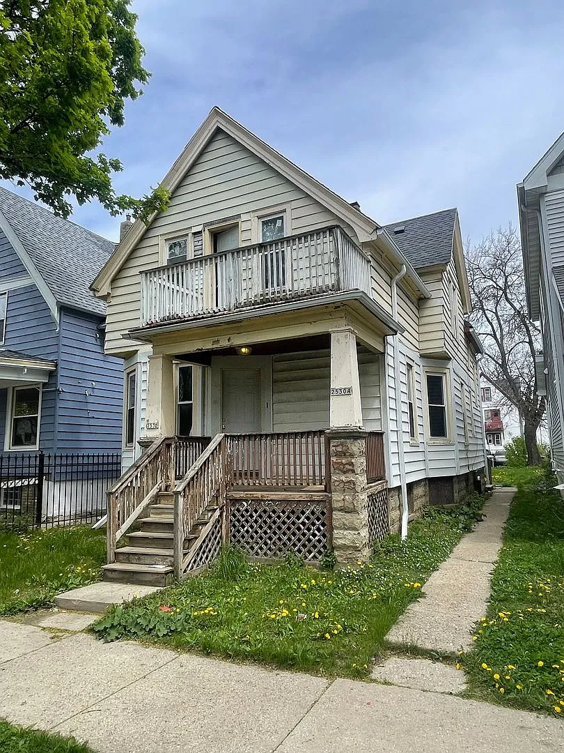 2530-2530a N 28th St. (Duplex)(Ace Property) — Photo 1