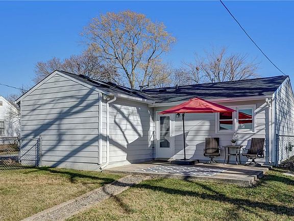 2nd image of 1315 Cypress St