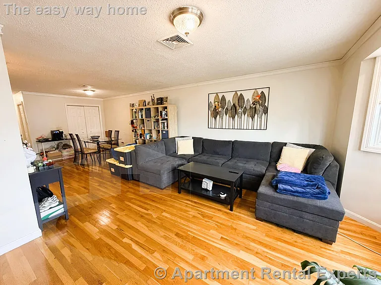 618 Boston Ave #3E — Photo 2