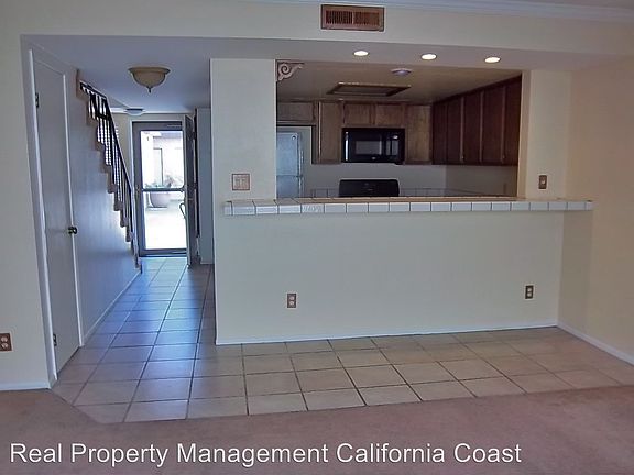 2nd image of 555 Evergreen St APT 9