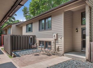 314 W Eagle Lake Dr, Maple Grove, MN 55369