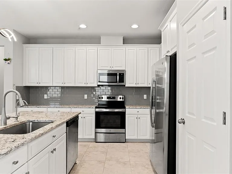 7278 Pool Compass Loop — Photo 13