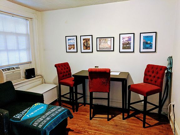 5th image of 302 N Cleveland St APT 2