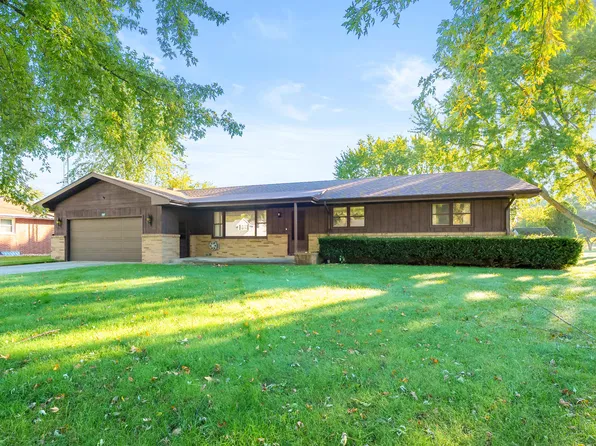 2197 Linda Ln, Benton Harbor, MI 49022