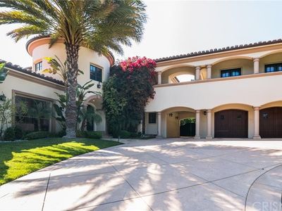 4995 Avenida Oriente, Tarzana, CA, 91356