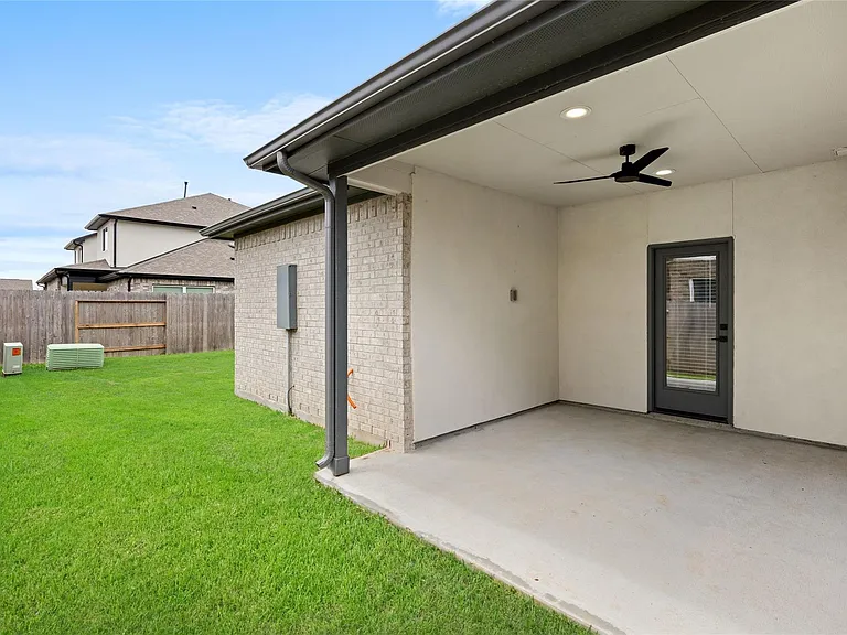 2635 Aruba Bend Dr — Photo 32