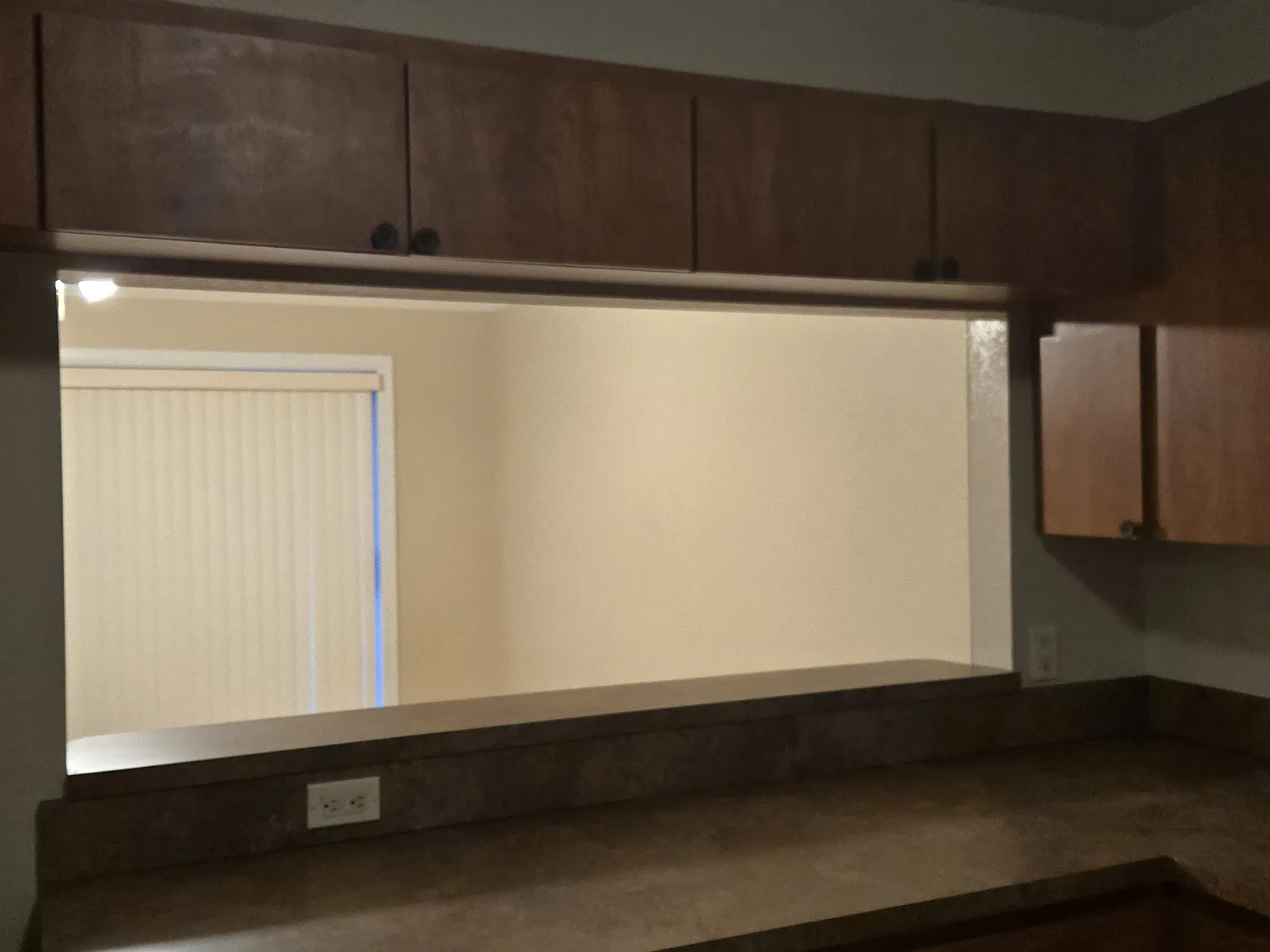 2 bed, 950 sqft, $1,500 — Photo 4