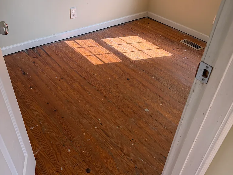 200 Summit St — Photo 9
