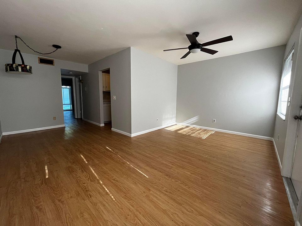1st image of 1225 NW 21st Street #1804