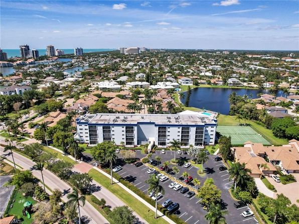555 Park Shore Dr #B-403
