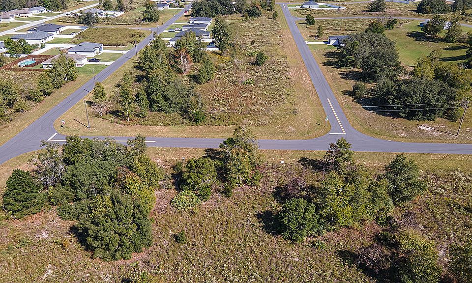 2nd image of 0 SW 56th Ave Lot 3