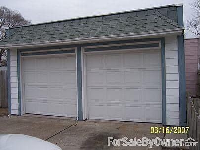 EXTRA LARGE 2 CAR GARAGE