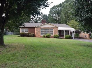 907 Union St, Maiden, NC 28650