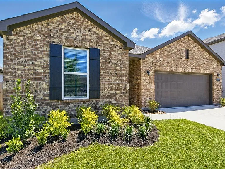 25187 Leather Leaf Ct — Photo 2