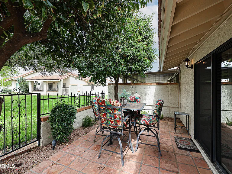 7720 N Pinesview Dr — Photo 28