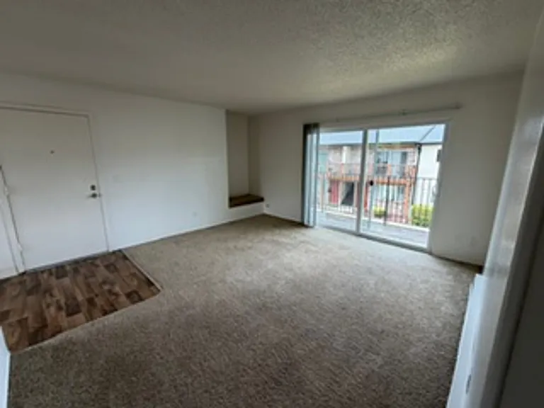 Comfortable Beaverton Living in a Convenient Location! — Photo 6