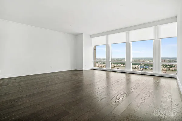 Rented by Elegran | media 2
