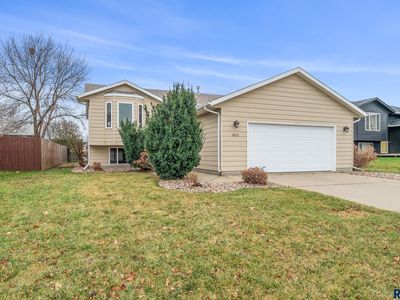 6605 W 67th St, Sioux Falls, SD, 57106