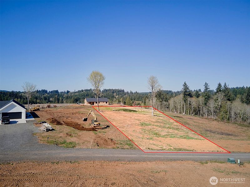 2nd image of 324 Dolan Road