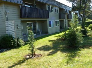 2163 NW Mast Pl APT B, Lincoln City, OR 97367