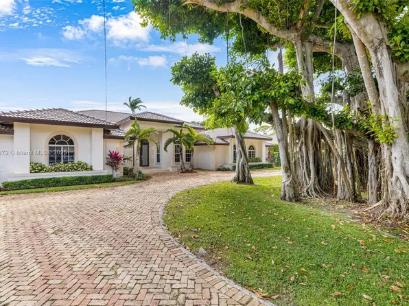 7250 SW 99th St, Pinecrest, FL 33156