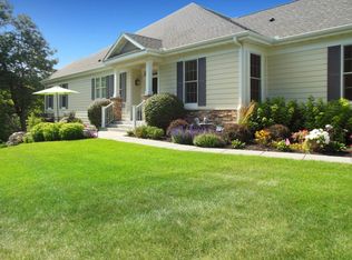 4909 Steeplechase Ct, Eagan, MN 55122